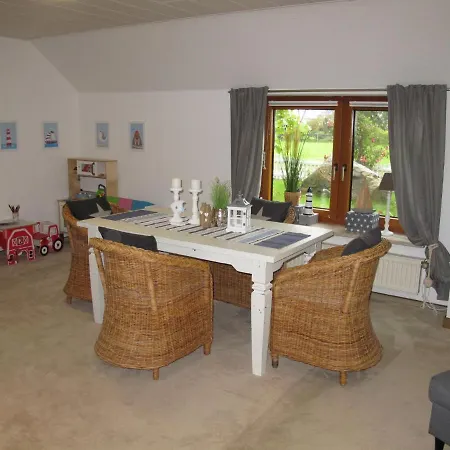 Deichhaus Küstenwind-1 Apartment